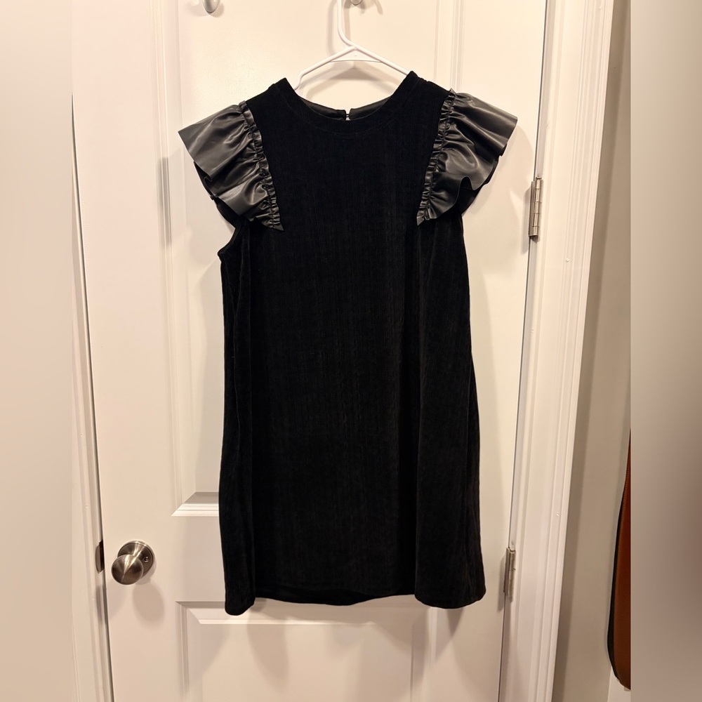 Elegant Black Ruffle Sleeve Dress